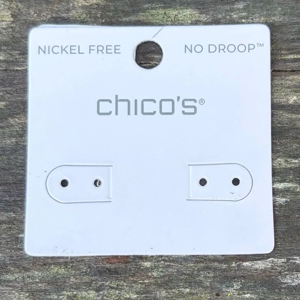 New Chico's No Droop® Beige Flower & Conch Shell Earrings Lightweight